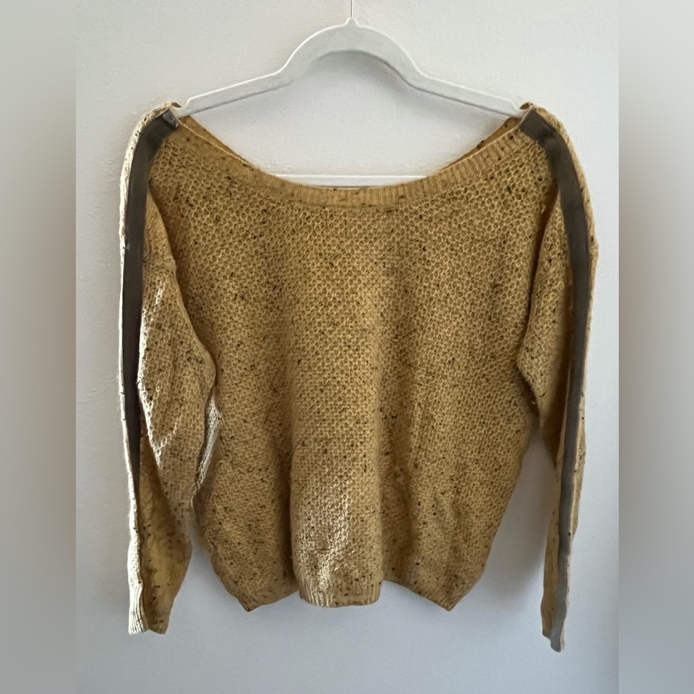 Roxy sweater